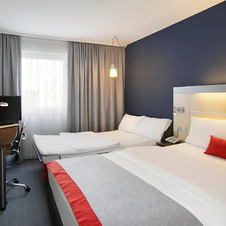Holiday Inn Express Frankfurt Messe By Ihg