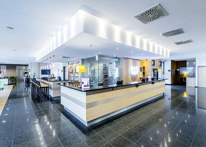 Hotel Express Frankfurt Messe By Ihg Frankfurt am Main