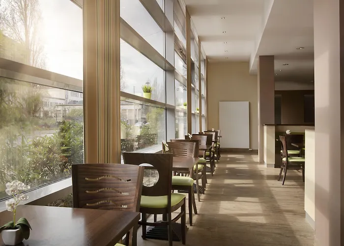 Hotel Express Frankfurt Messe By Ihg Frankfurt am Main