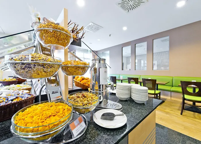 Hotel Express Frankfurt Messe By Ihg Frankfurt am Main