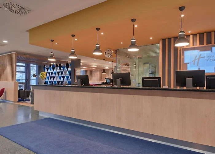 Express Frankfurt Messe By Ihg Hotel 3*