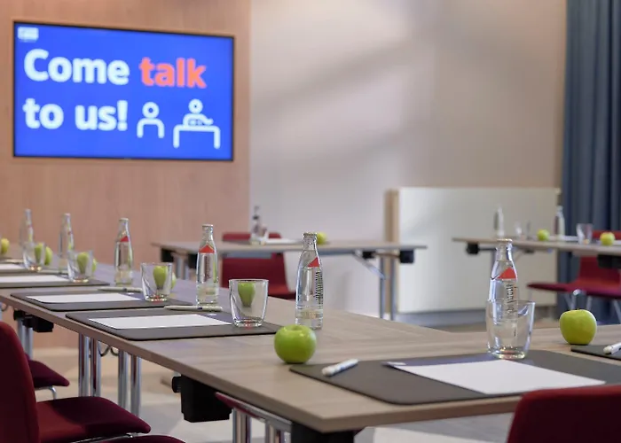 Отель Express Frankfurt Messe By Ihg Франкфурт-на-Майне